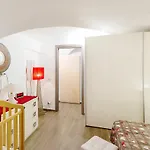 Guesthost - Flat Appartamento Catania